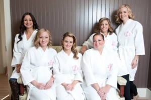 Best Price on Customized Terry Cloth Bathrobes for Country Clubs in the US