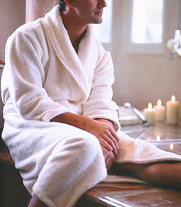 Wholesale Bathrobe Distributor for Luxury Hotels in the UK