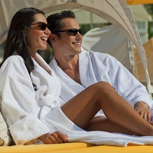 Best Price on Customized Terry Cloth Bathrobes for Country Clubs in the US